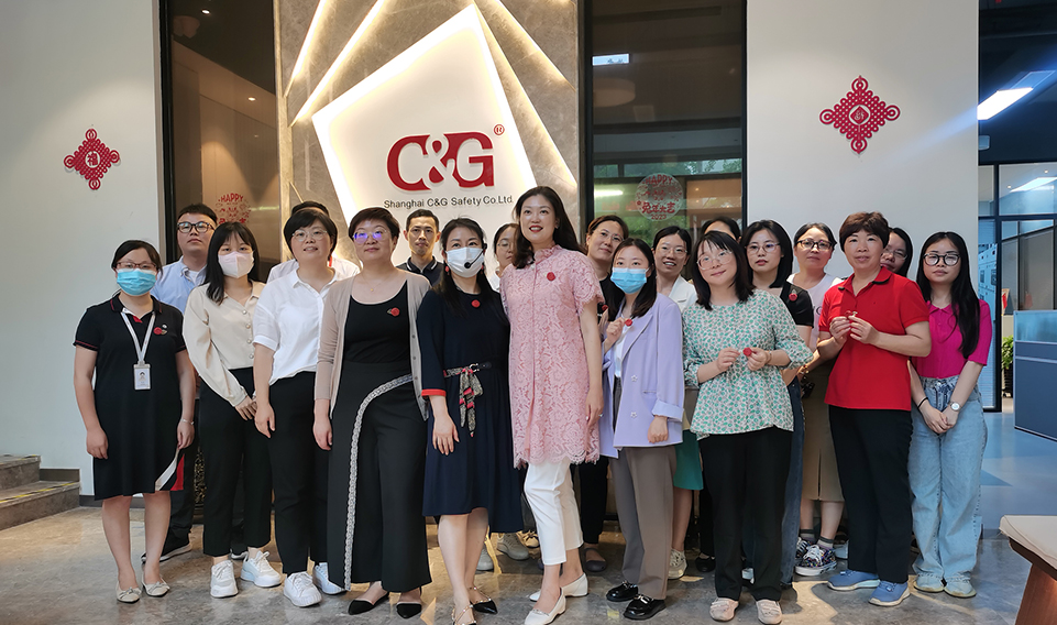 “激發(fā)想象力，釋放創(chuàng)造力”誠(chéng)格工會(huì)開(kāi)展藝術(shù)培訓(xùn)活動(dòng) 暨端午主題活動(dòng)